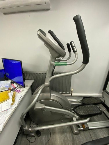 Spirit fitness xe295 - fitness, cross