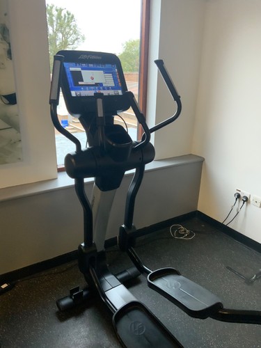 Life fitness elevation 95x - fitness,